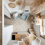 Cozy & Stylish Loft Near The Center